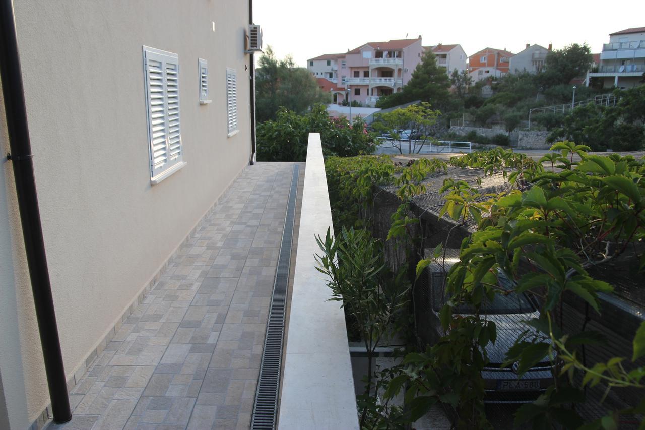 Apartments Time Off Zaboric Luaran gambar