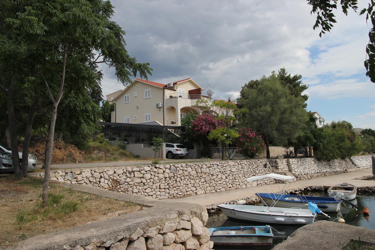 Apartments Time Off Zaboric Luaran gambar