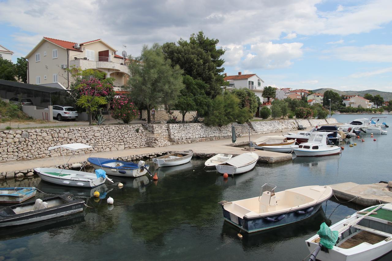 Apartments Time Off Zaboric Luaran gambar