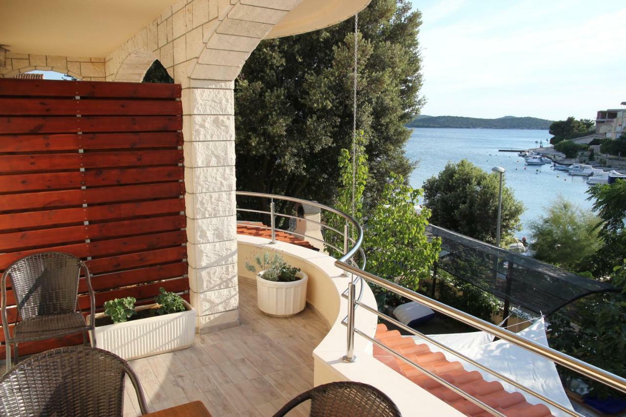 Apartments Time Off Zaboric Luaran gambar